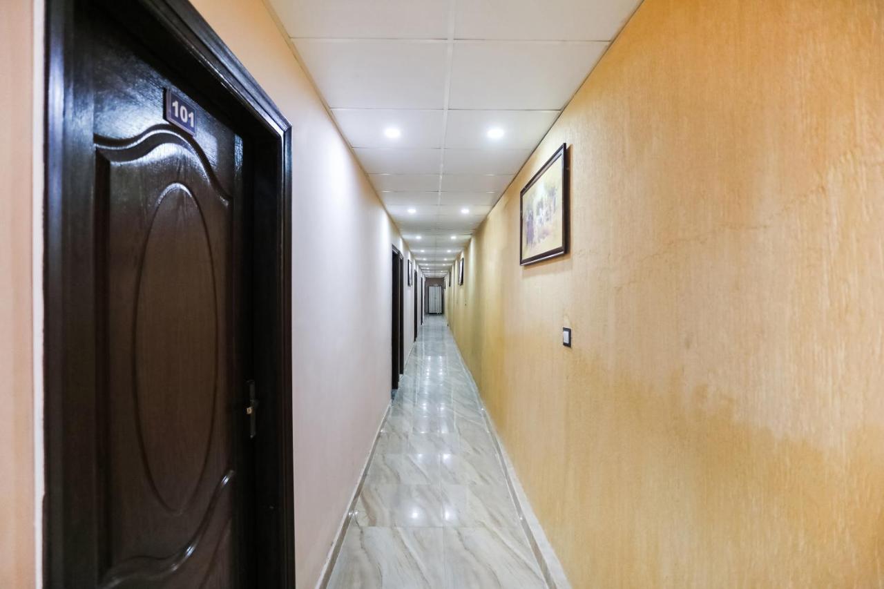 Oyo 72993 Hotel The Gold Faridabad Exteriér fotografie