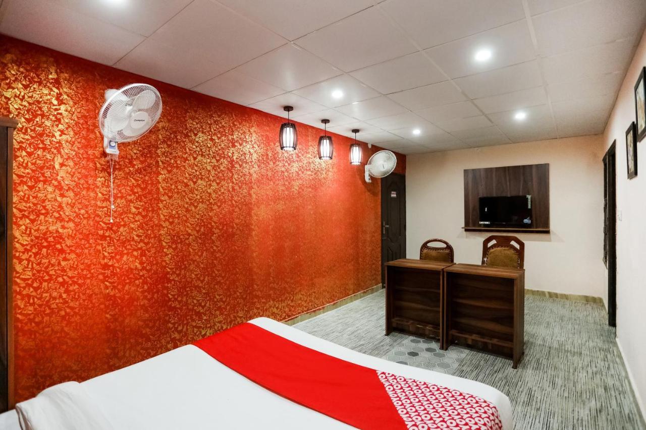 Oyo 72993 Hotel The Gold Faridabad Exteriér fotografie